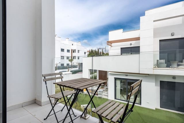 3 soverom Hus til salgs i Bel-Air, Estepona med svømmebasseng garasje - € 895 000 (Ref: 9180370)
