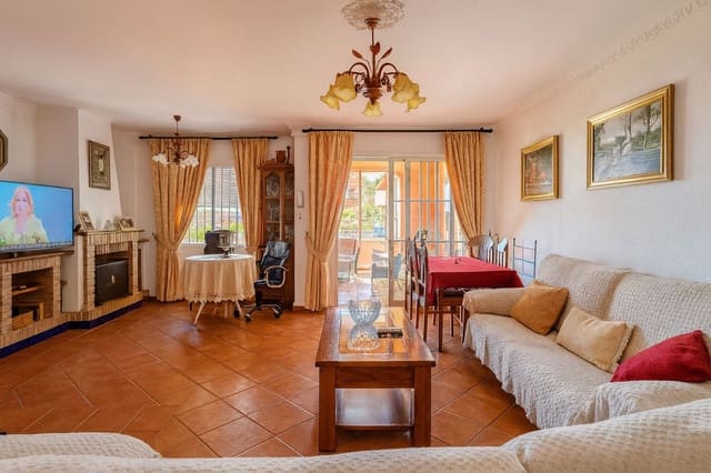 3 camera da letto Casa in vendita in Estepona con piscina - 380.000 € (Rif: 9181893)