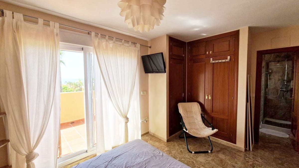 3 quarto Casa em Banda para venda em Buenas Noches com piscina garagem - 551 000 € (Ref: 9181961)