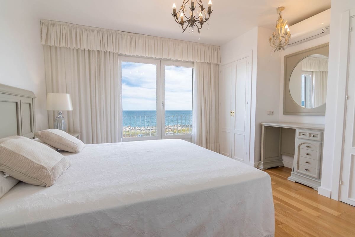 4 camera da letto Casa in vendita in Estepona con piscina garage - 895.000 € (Rif: 9184708)