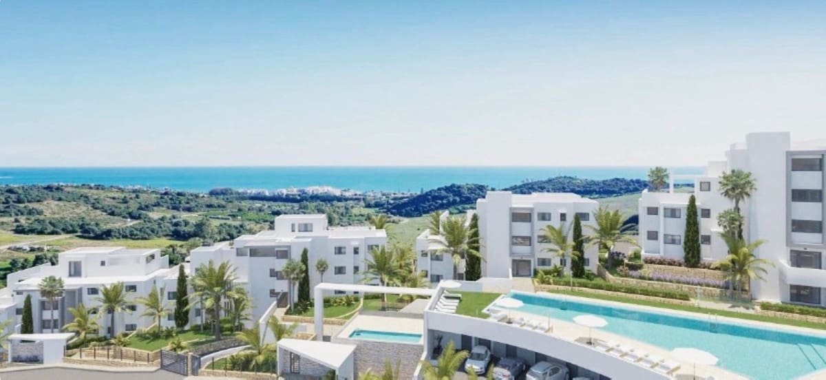 3 chambre Penthouse à vendre à Estepona avec piscine garage - 649 000 € (Ref: 9191698)