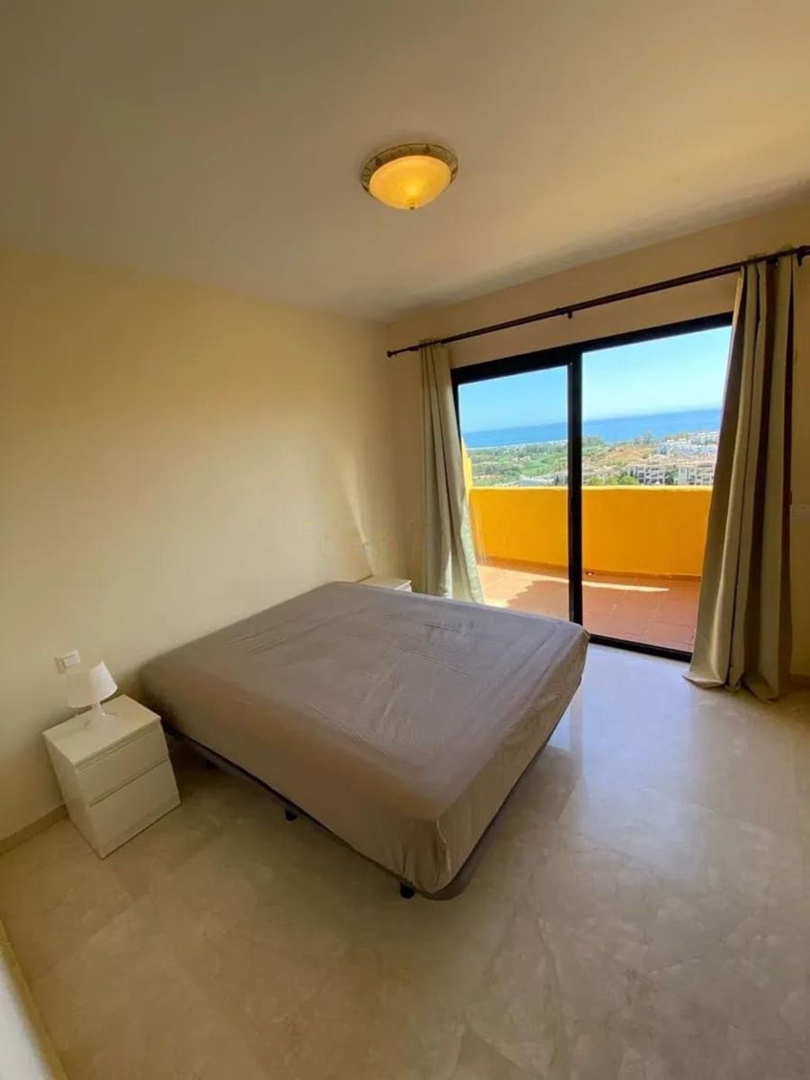 4 camera da letto Attico in vendita in New Golden Mile con piscina garage - 590.000 € (Rif: 9191699)