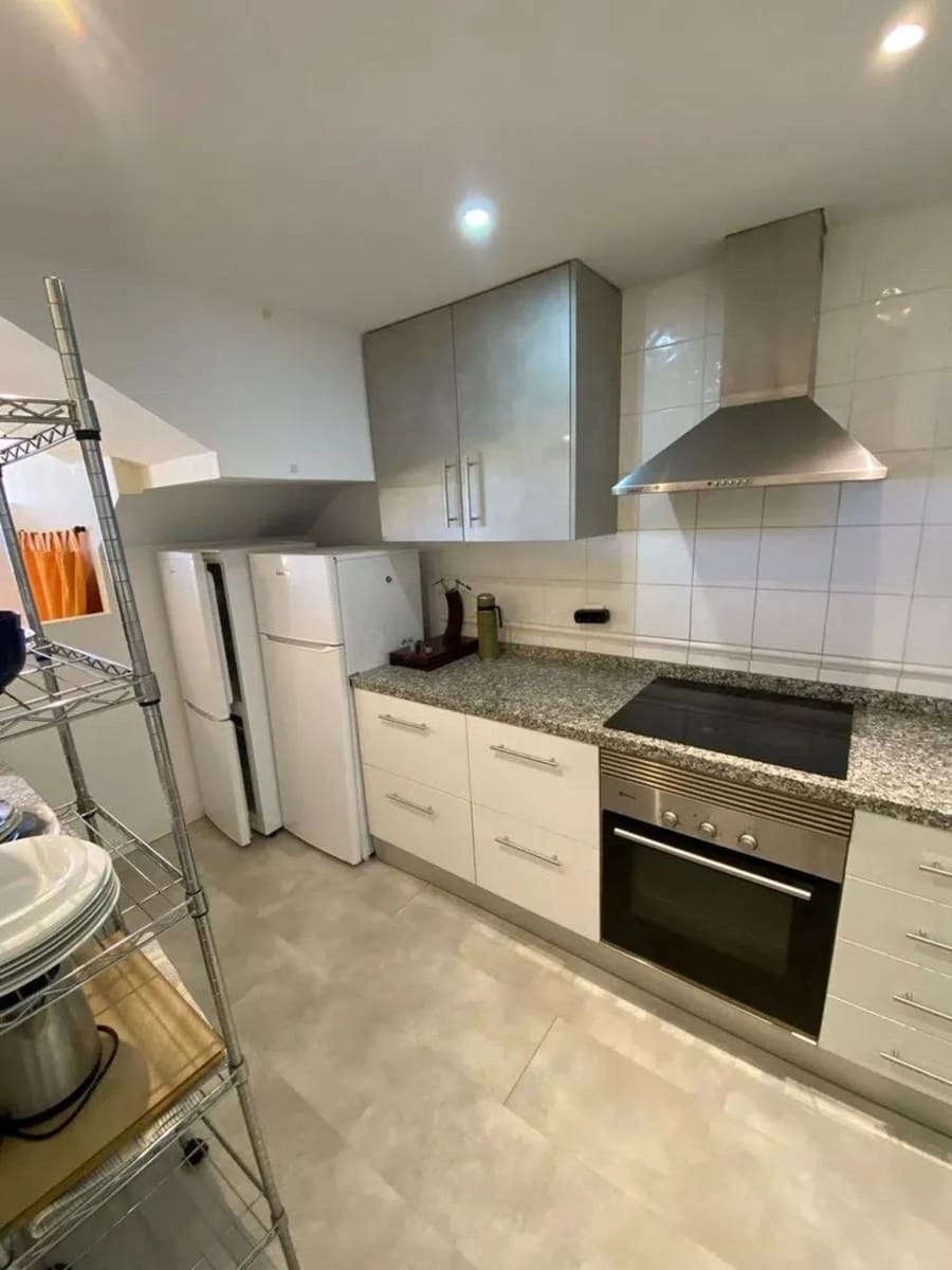 4 camera da letto Attico in vendita in New Golden Mile con piscina garage - 590.000 € (Rif: 9191699)