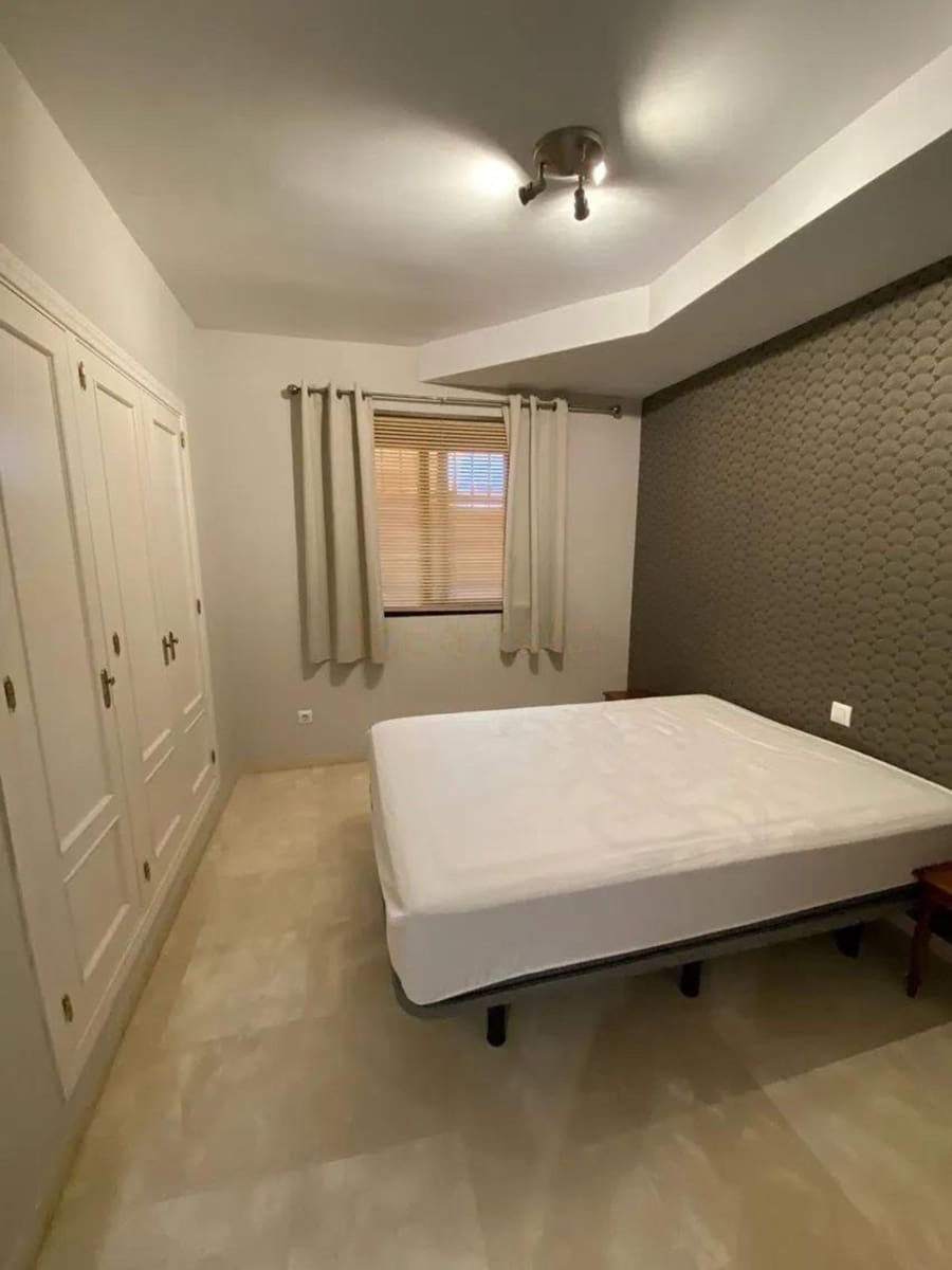 4 camera da letto Attico in vendita in New Golden Mile con piscina garage - 590.000 € (Rif: 9191699)