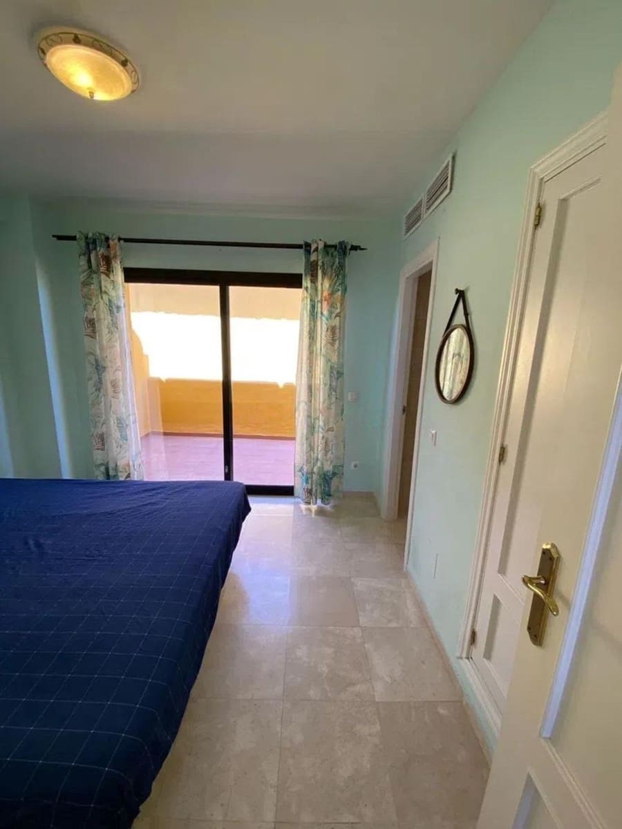 4 camera da letto Attico in vendita in New Golden Mile con piscina garage - 590.000 € (Rif: 9191699)