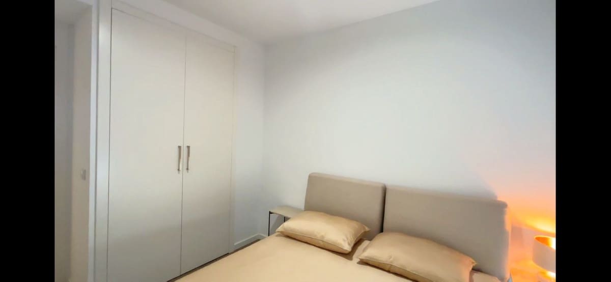 2 quarto Penthouse para venda em Estepona com piscina garagem - 399 000 € (Ref: 9191700)