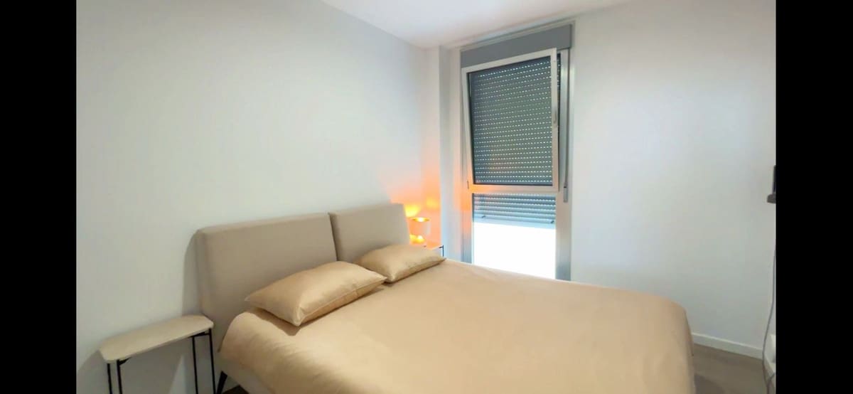 2 quarto Penthouse para venda em Estepona com piscina garagem - 399 000 € (Ref: 9191700)