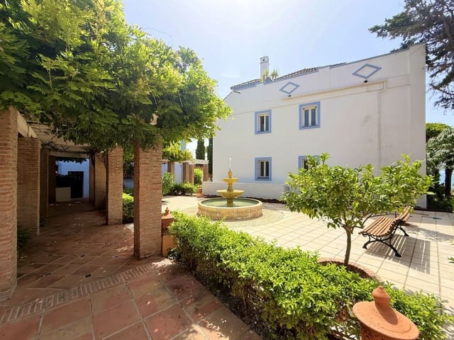 2 makuuhuone Huoneisto myytävänä paikassa Bahia de Casares, Casares mukana uima-altaan 
autotalli - 650 000 € (Ref: 9191805)