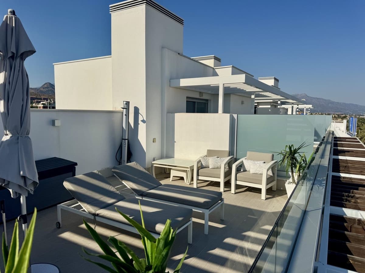 2 soveværelse Penthouse til salg i Cancelada med swimmingpool garage - € 445.000 (Ref: 9195240)