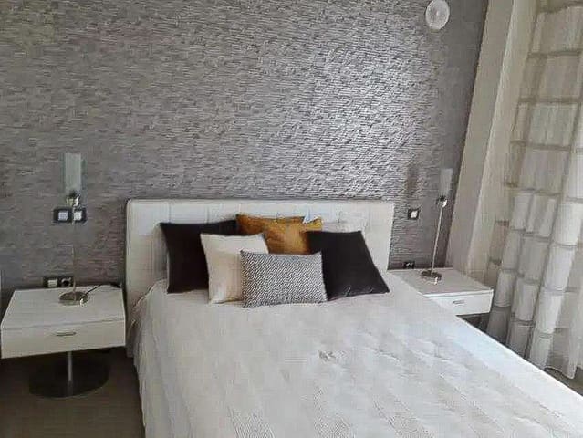 2 bedroom Apartment for sale in El Paraiso, Estepona with pool garage - € 410,000 (Ref: 9197316)