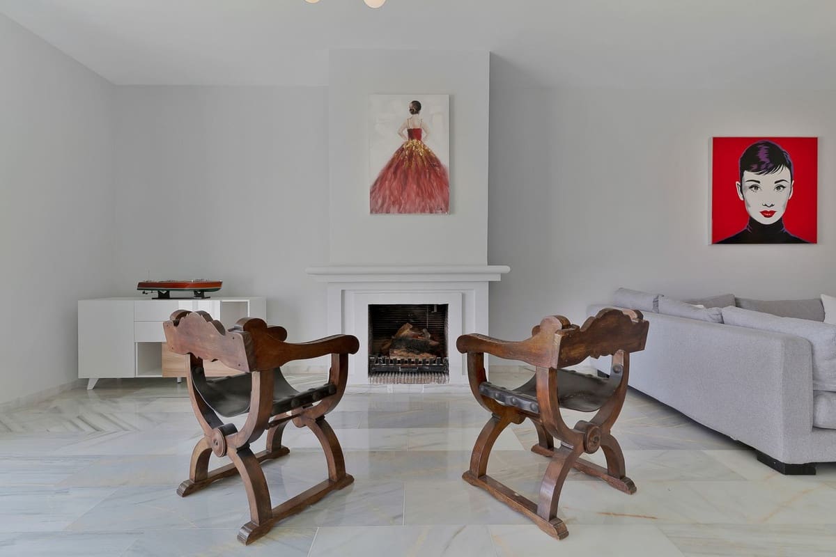 3 chambre Penthouse à vendre à Estepona avec piscine garage - 399 000 € (Ref: 9197317)