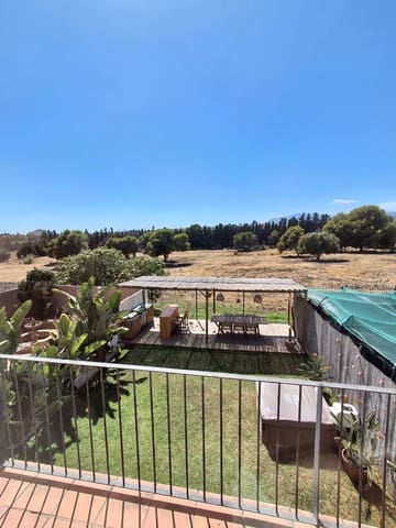 4 soverom Hus til salgs i Nueva Andalucia, Marbella med garasje - € 945 000 (Ref: 9211512)