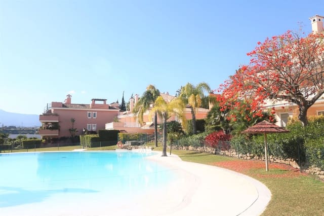 2 makuuhuone Huoneisto myytävänä paikassa New Golden Mile, Estepona mukana uima-altaan - 499 000 € (Ref: 9231893)