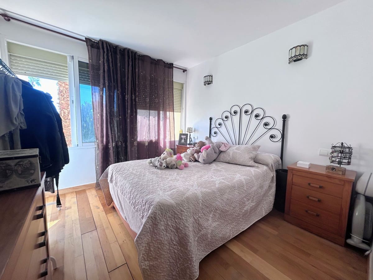 1 chambre Appartement à vendre à Estepona avec garage - 215 000 € (Ref: 9231900)