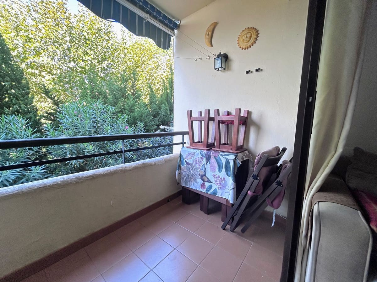 1 chambre Appartement à vendre à Estepona avec garage - 215 000 € (Ref: 9231900)