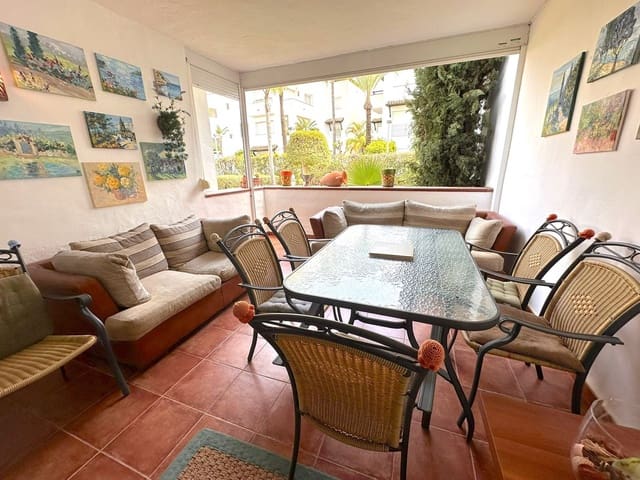 3 quarto Apartamento para venda em Estepona com piscina garagem - 670 000 € (Ref: 9247705)