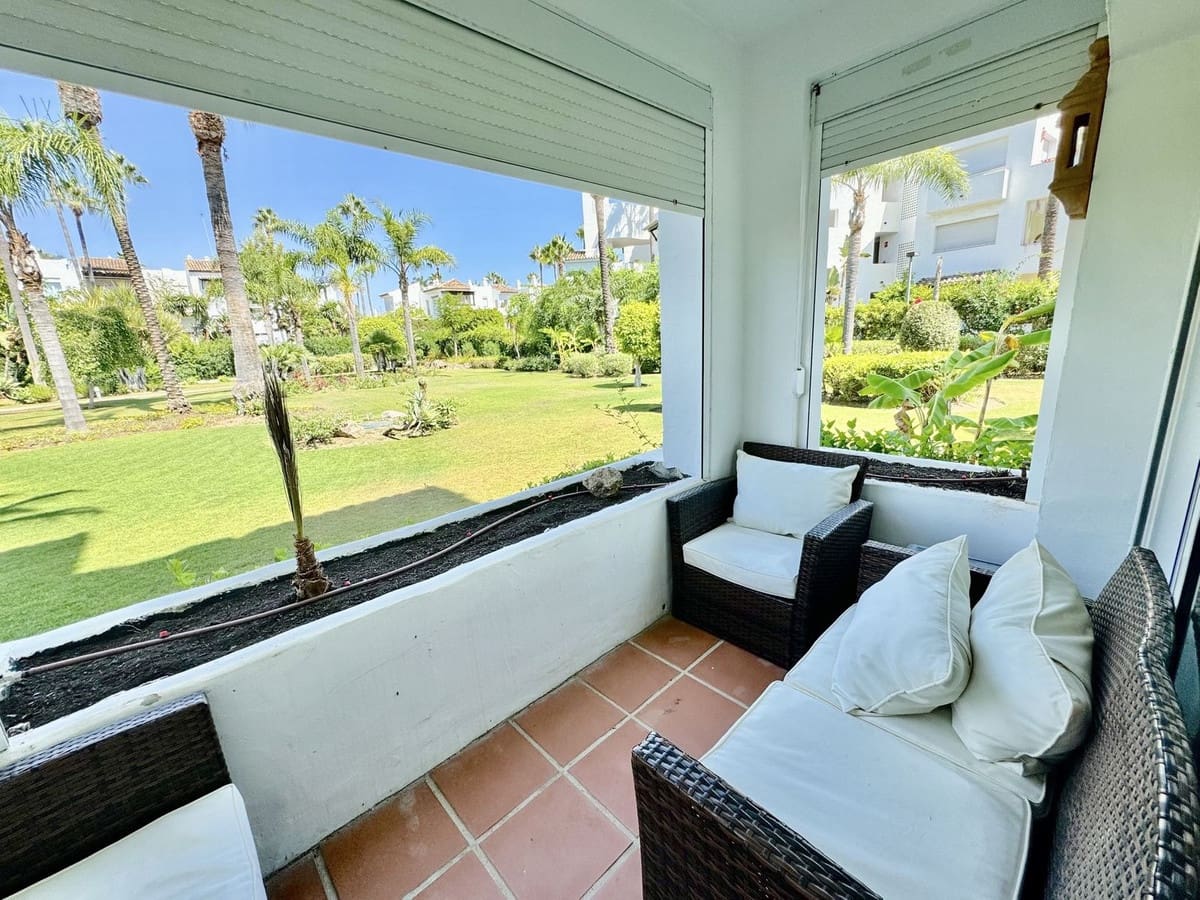 3 quarto Apartamento para venda em Estepona com piscina garagem - 670 000 € (Ref: 9247705)