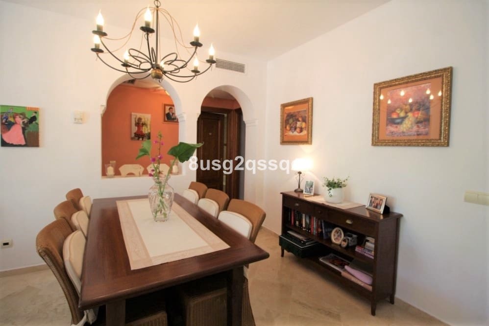 2 bedroom Apartment for sale in Costalita with pool garage - € 460,000 (Ref: 9247707)