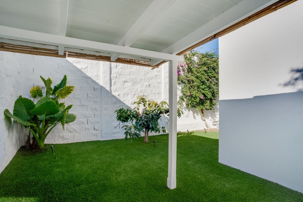 4 soveværelse Villa til salg i Costalita med swimmingpool garage - € 1.895.000 (Ref: 9247821)