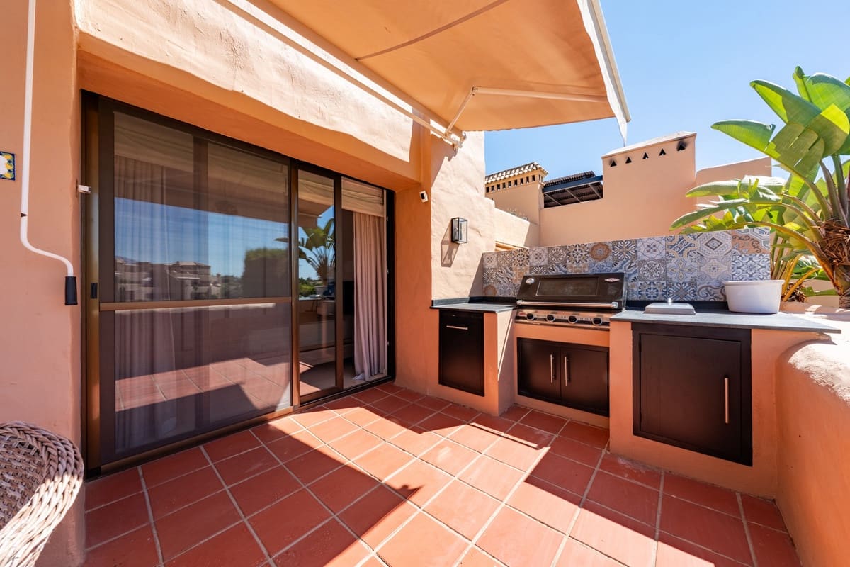 3 quarto Penthouse para venda em El Paraiso com piscina garagem - 649 000 € (Ref: 9251443)