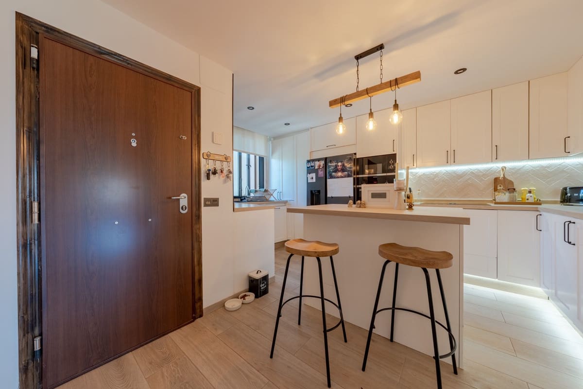 3 quarto Penthouse para venda em El Paraiso com piscina garagem - 649 000 € (Ref: 9251443)