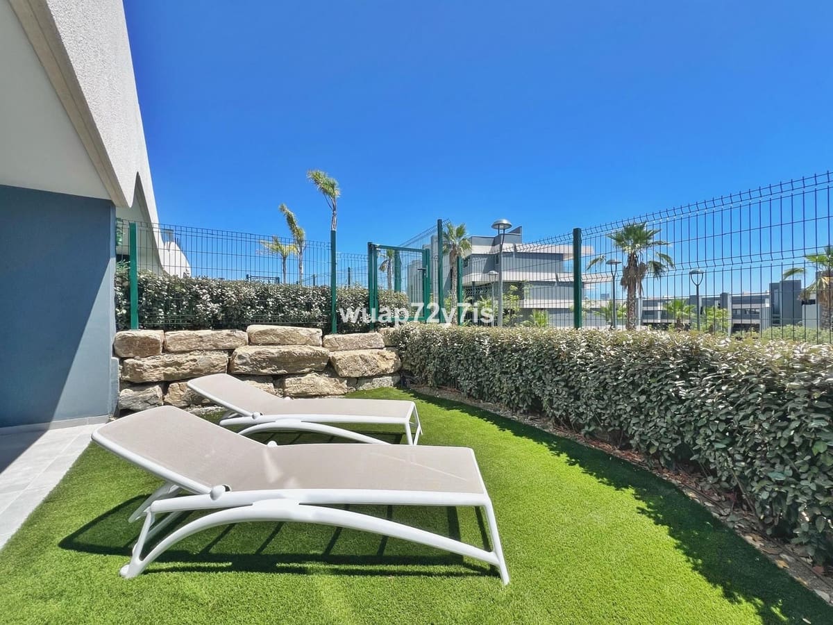 3 chambre Appartement à vendre à New Golden Mile avec piscine garage - 535 000 € (Ref: 9251448)