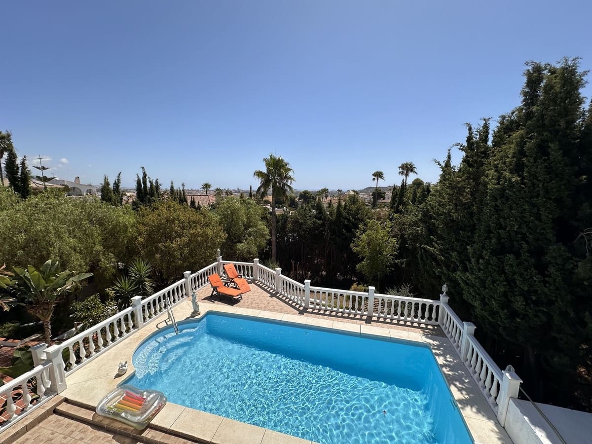 4 chambre Villa/Maison à vendre à Cerro del Aguila avec piscine garage - 679 000 € (Ref: 9255968)