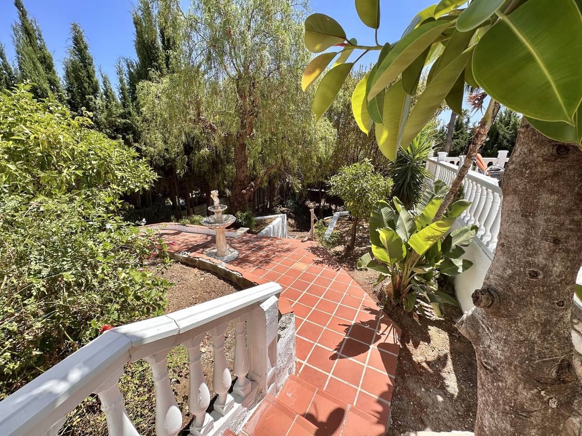 4 chambre Villa/Maison à vendre à Cerro del Aguila avec piscine garage - 679 000 € (Ref: 9255968)