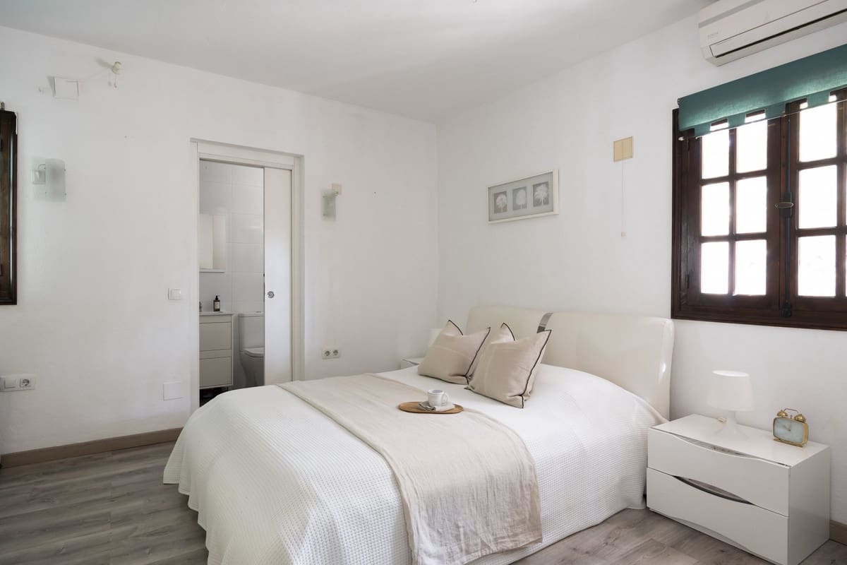 3 soverom Villa til salgs i Cerro del Aguila med svømmebasseng garasje - € 530 200 (Ref: 9255969)