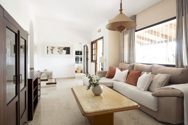 3 makuuhuone Huvila myytävänä paikassa Cerros del Águila, Mijas mukana uima-altaan 
autotalli - 530 200 € (Ref: 9255969)