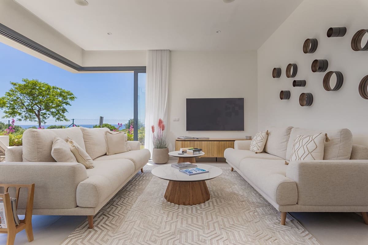 4 sovrum Hus till salu i Bahia de Casares med pool garage - 950 000 € (Ref: 9255972)