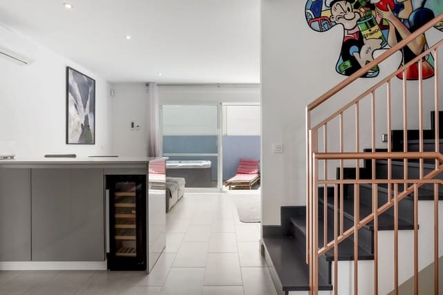 4 camera da letto Casa in vendita in Estepona con piscina garage - 832.100 € (Rif: 9255973)