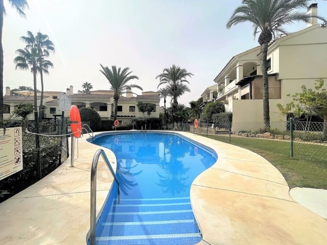 4 soveværelse Byhus til salg i La Atalaya, Villanueva de Algaidas med swimmingpool garage - € 660.000 (Ref: 9270399)