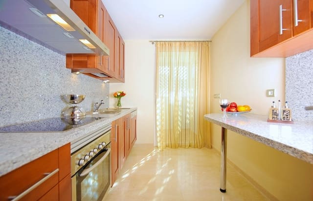 3 soveværelse Penthouse til salg i La Cala de Mijas, Mijas med garage - € 510.000 (Ref: 9272990)