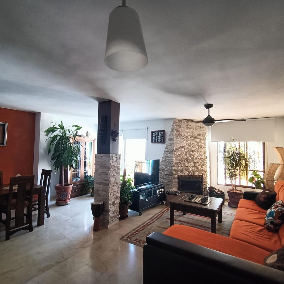 Casa de 4 habitaciones en Estepona en venta con piscina garaje - 615.000 € (Ref: 9272995)