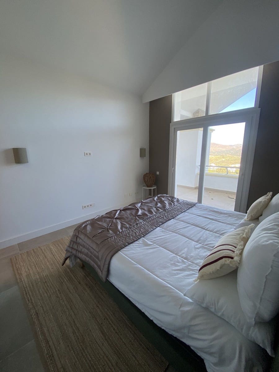 3 soveværelse Penthouse til salg i La Cala de Mijas med swimmingpool garage - € 650.000 (Ref: 9274644)