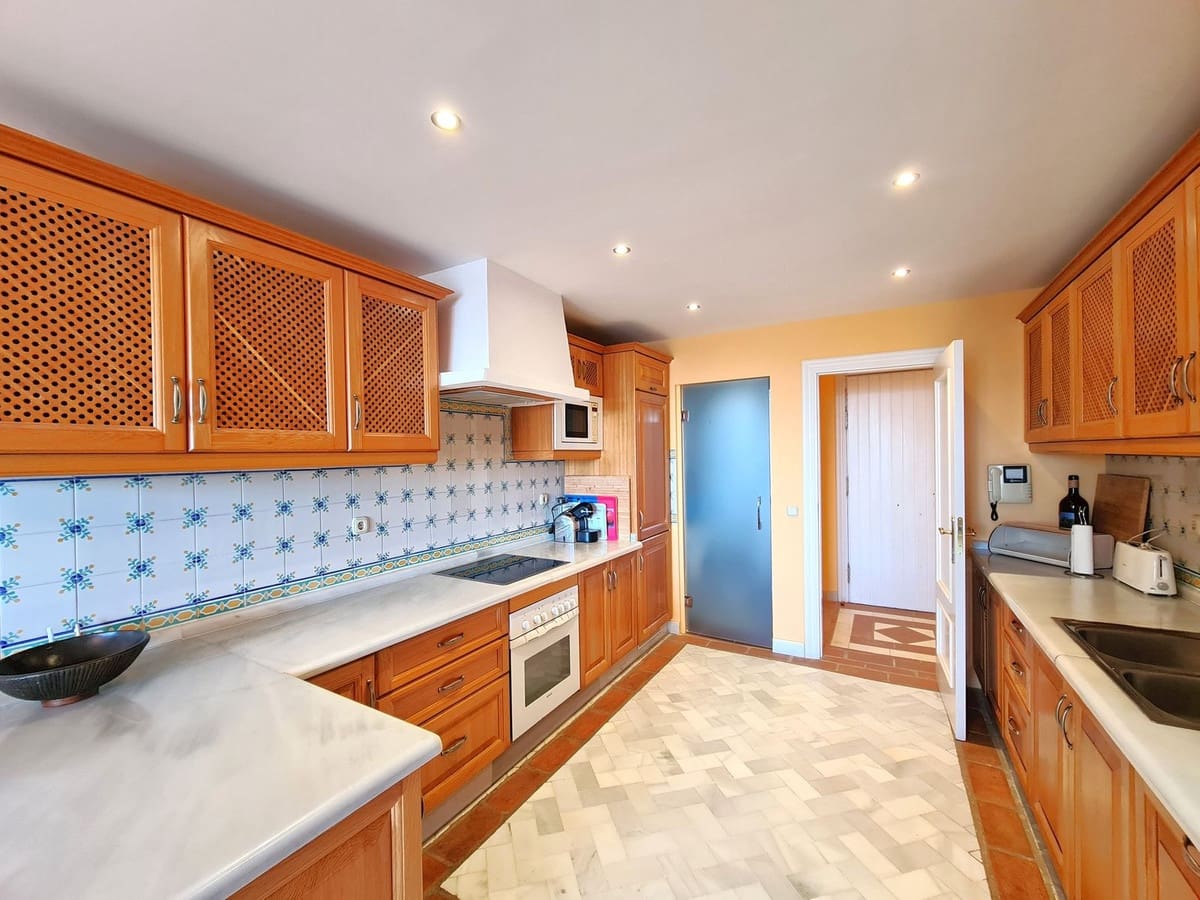 3 soverom Leilighet til salgs i Bahia de Casares med svømmebasseng garasje - € 995 000 (Ref: 9278320)