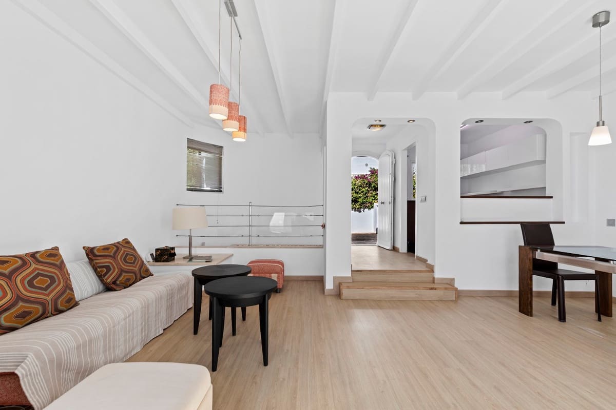 2 makuuhuone Omakotitalo myytävänä paikassa Mijas mukana uima-altaan - 450 000 € (Ref: 9279577)