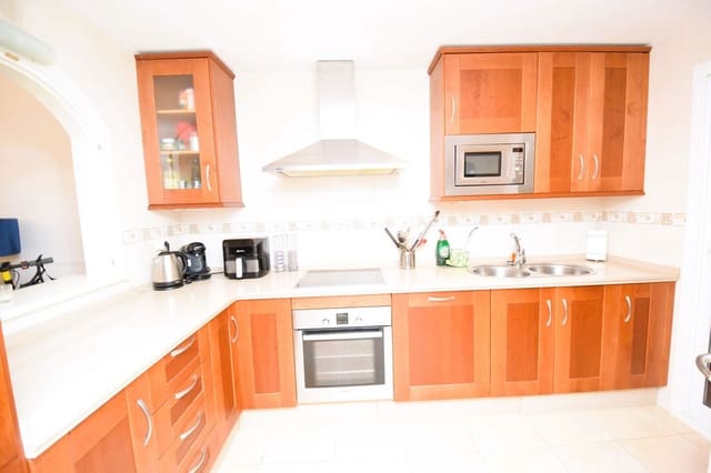 2 chambre Appartement à vendre à La Cala de Mijas, Mijas avec piscine garage - 429 950 € (Ref: 9282503)