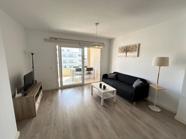 3 makuuhuone Huoneisto myytävänä paikassa Nueva Andalucia, Marbella mukana uima-altaan 
autotalli - 450 000 € (Ref: 9287326)