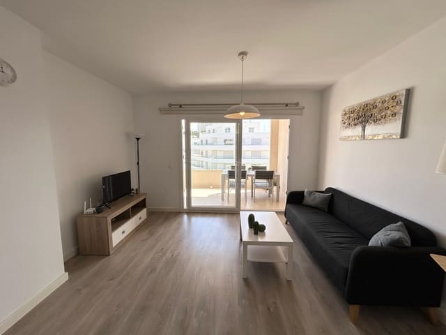 3 makuuhuone Huoneisto myytävänä paikassa Nueva Andalucia, Marbella mukana uima-altaan 
autotalli - 450 000 € (Ref: 9287326)