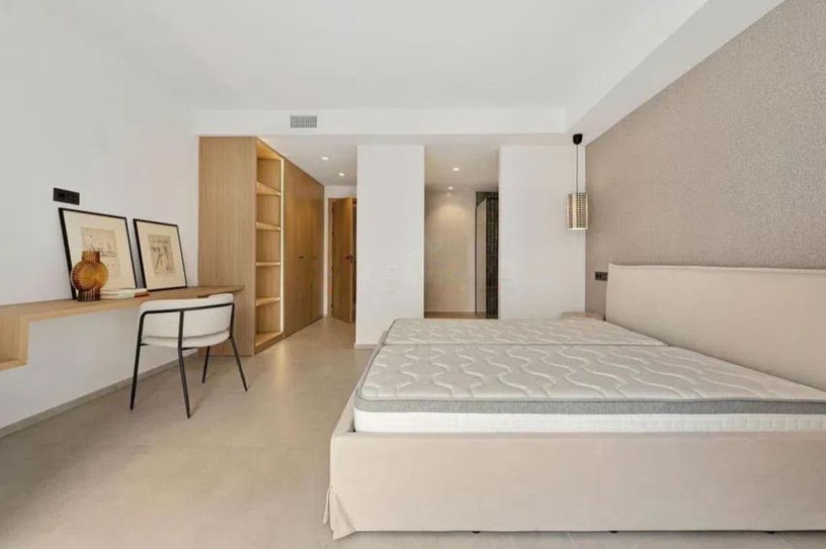 3 soverom Penthouse til salgs i Aloha Golf med svømmebasseng garasje - € 849 000 (Ref: 9288252)