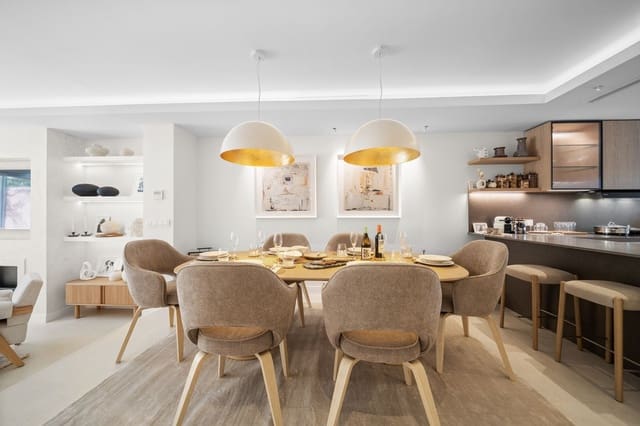 3 soveværelse Byhus til salg i Nueva Andalucia, Marbella med swimmingpool garage - € 1.595.000 (Ref: 9298950)