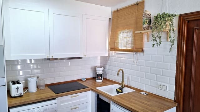 3 sypialnia Dom na sprzedaż w Manilva z basenem - 290 000 € (Ref: 9301430)