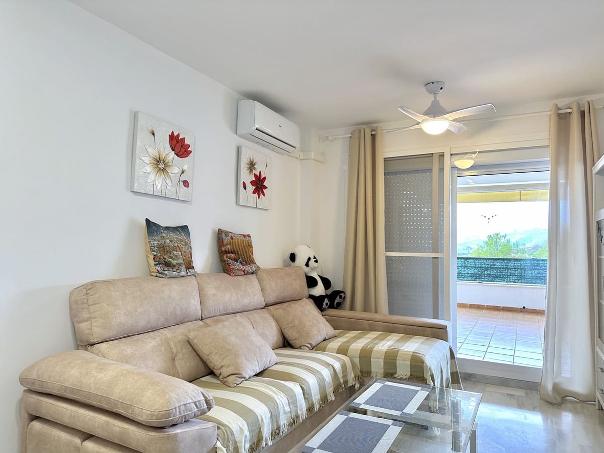 2 bedroom Apartment for sale in Casares with pool garage - € 212,000 (Ref: 9301730)