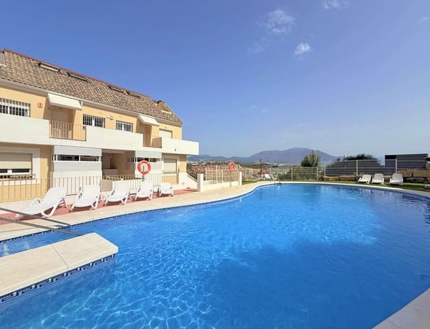 2 makuuhuone Huoneisto myytävänä paikassa La Duquesa / Puerto de la Duquesa, Manilva mukana uima-altaan - 245 000 € (Ref: 9301907)