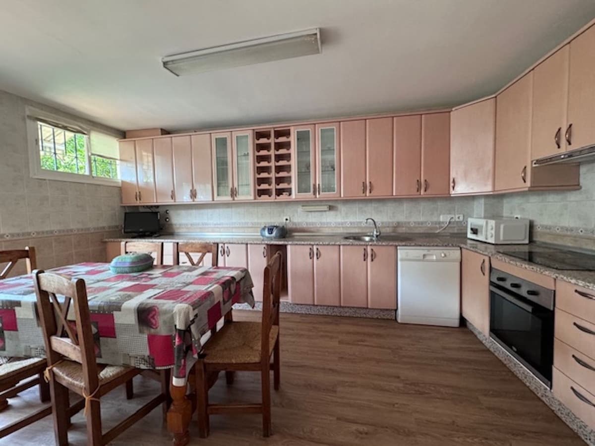 5 soveværelse Byhus til salg i San Pedro de Alcantara med swimmingpool - € 660.000 (Ref: 9309326)