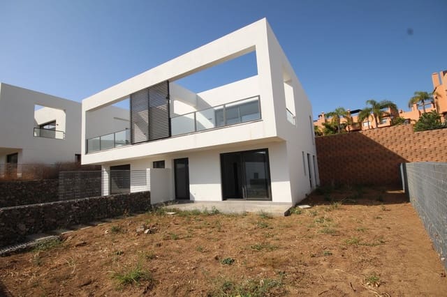 3 makuuhuone Omakotitalo myytävänä paikassa Riviera del Sol, Mijas mukana uima-altaan 
autotalli - 650 000 € (Ref: 9309327)