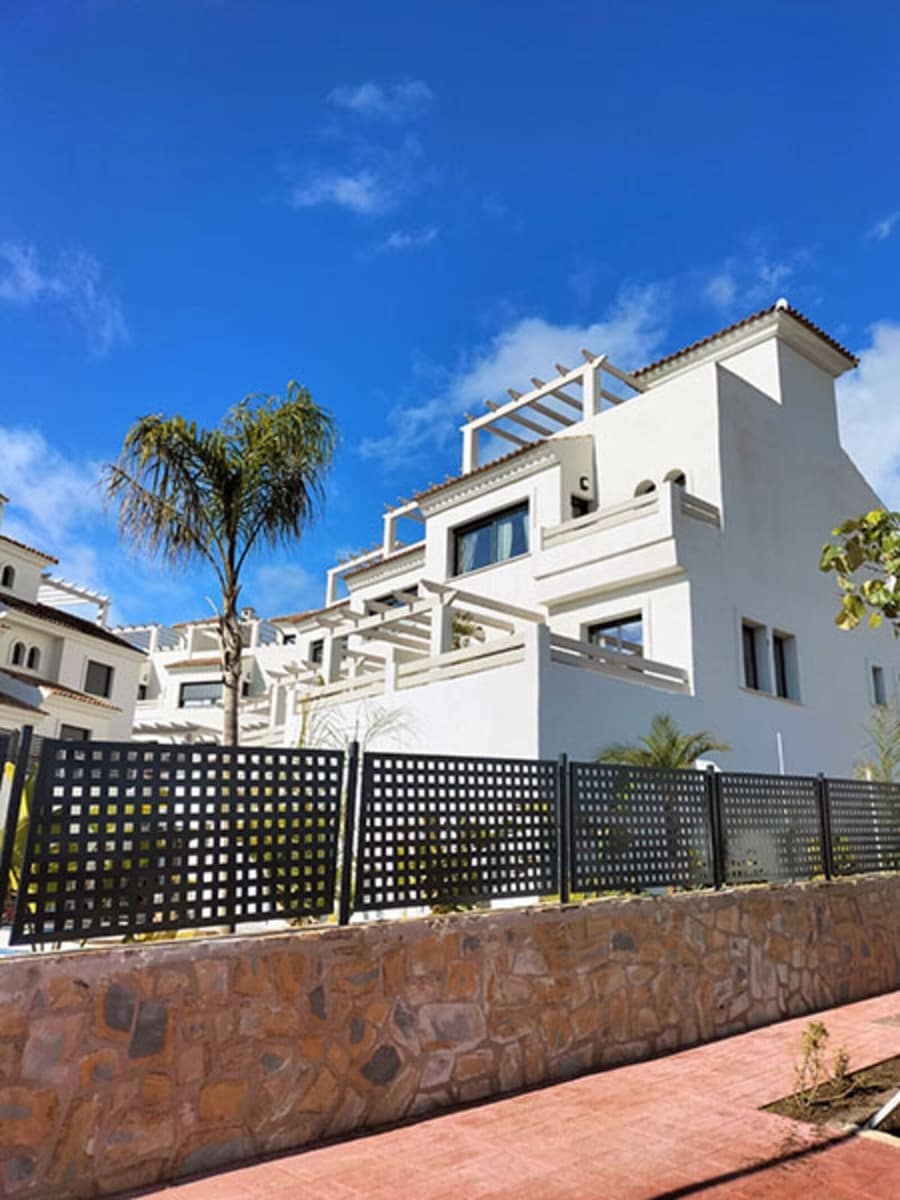 3 soverom Hus til salgs i New Golden Mile med svømmebasseng garasje - € 595 000 (Ref: 9309328)