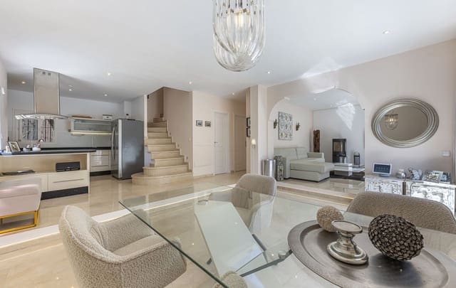 4 camera da letto Villa in vendita in Calahonda, Mijas con piscina garage - 1.100.000 € (Rif: 9311424)